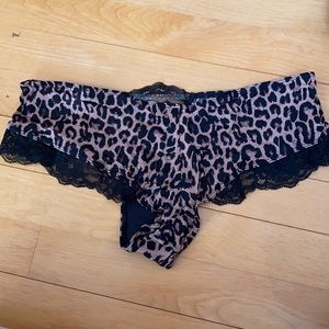 NWT animal print Very Sexy Victoria’s Secret cheeky style panties